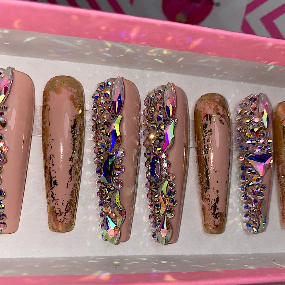 XL coffin bling press on nails comes in various sizes